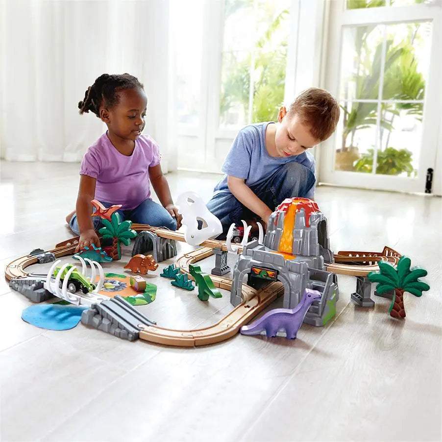 Dino Railway Adventure Set