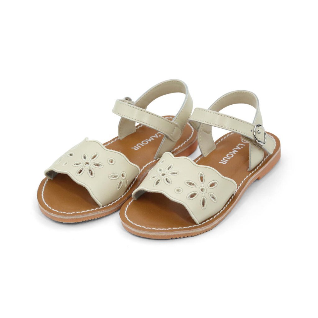 Augusta Sandal in Oatmeal