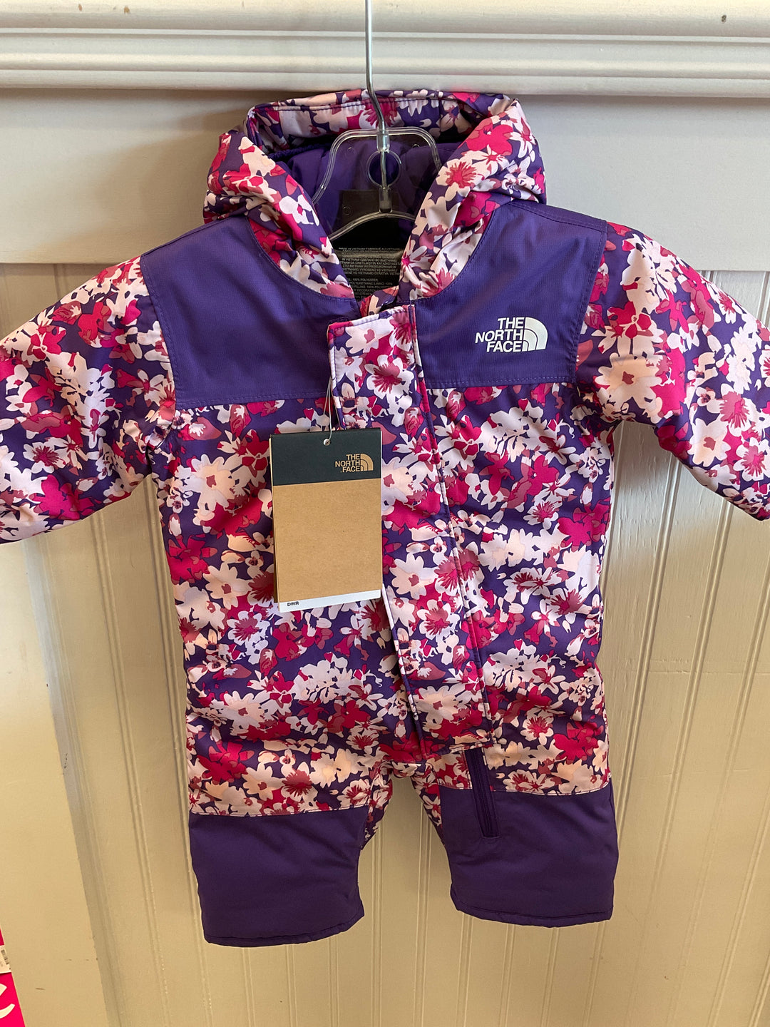 Snowsuit (NWT) 0-3m