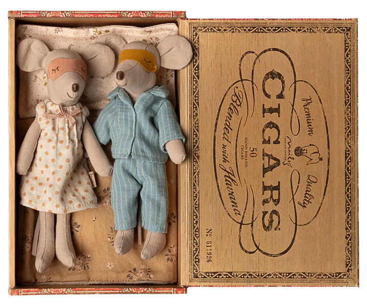 Maileg Mum and Dad Mice in Cigar Box