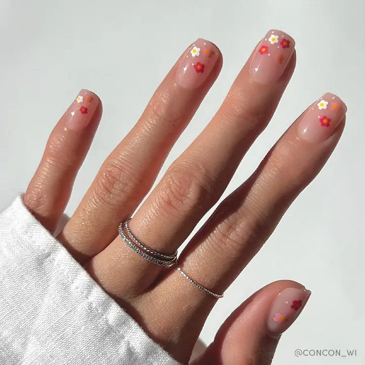 Pretty Bloom Press-On Nails | Short Squoval | Floral Spring