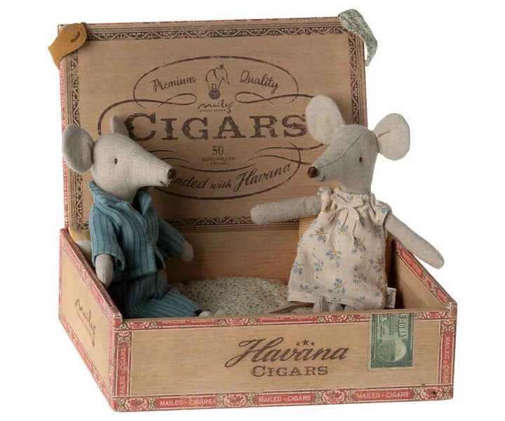 Maileg Mum and Dad Mice in Cigar Box