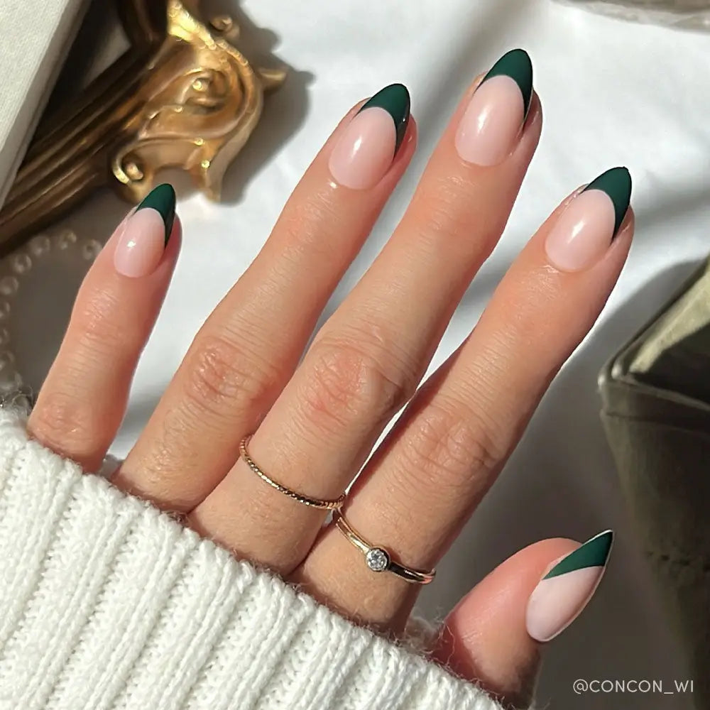 Chateaux Press On Nails