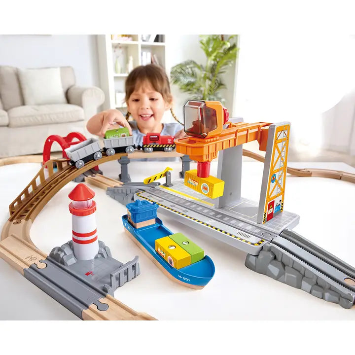 Sea &amp; Rail Cargo Transportation Set