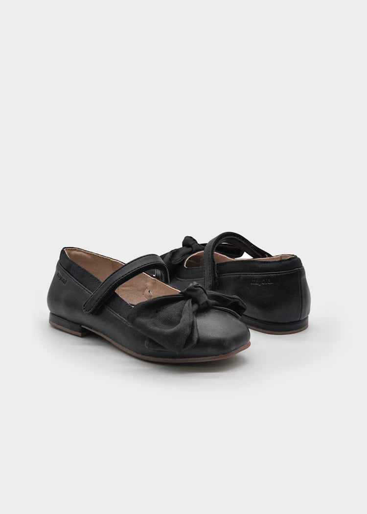 Bow Mary Janes