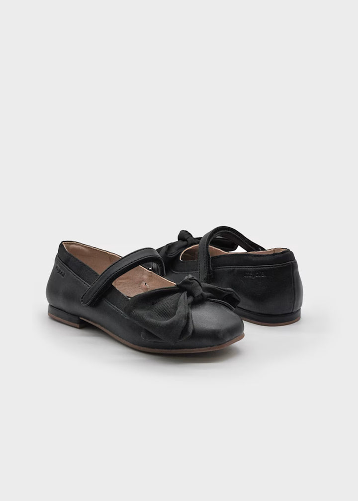 Bow Mary Janes