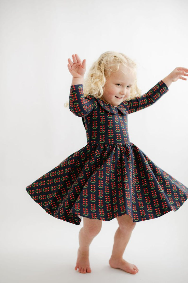 3/4 Sleeve Twirl Dress in Navy Floral Collared