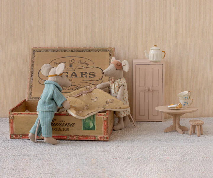 Maileg Mum and Dad Mice in Cigar Box
