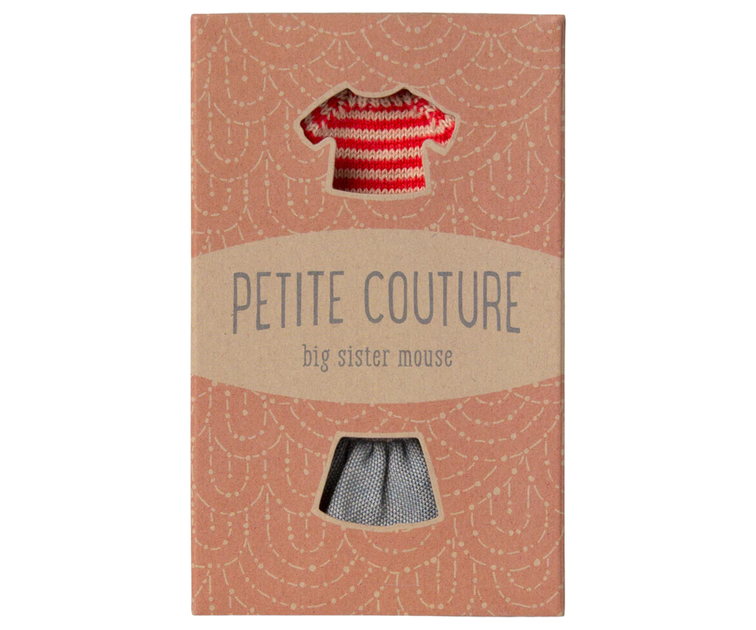 Knitted Sweater and Skirt, Big Sister Mouse