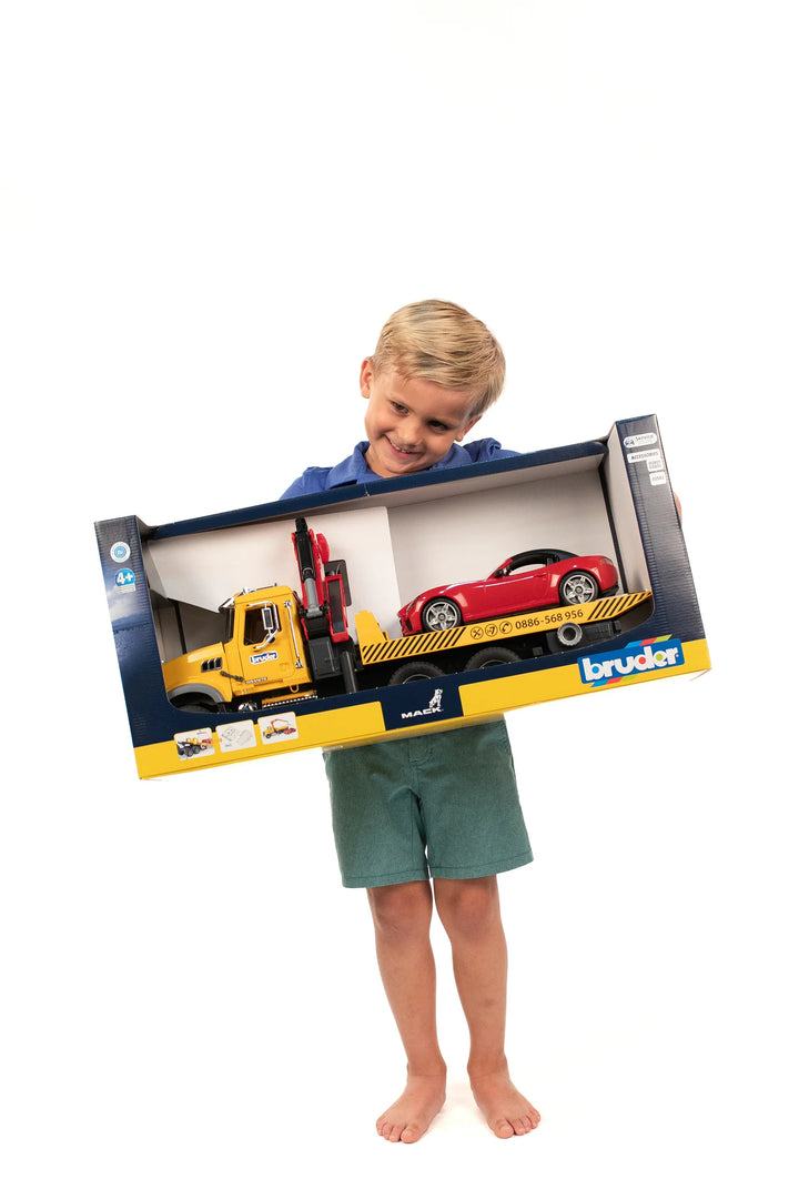 Mack Granite Tow Truck with Roadster