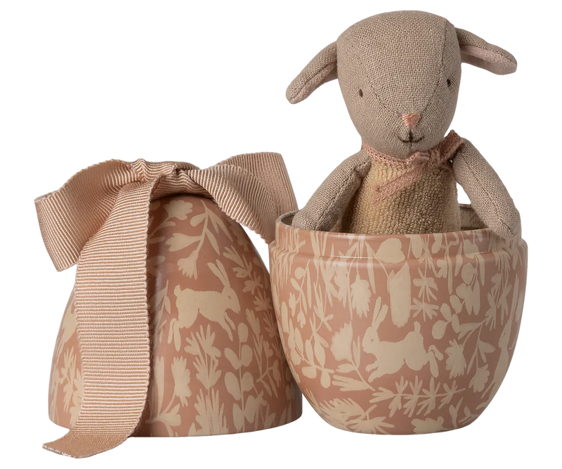 Easter Egg with Micro Lamb