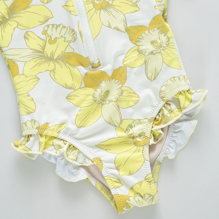 Short Sleeve Arden Suit Yellow Daffodils