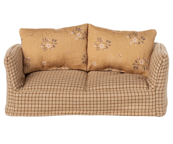 Couch Mouse - Mable