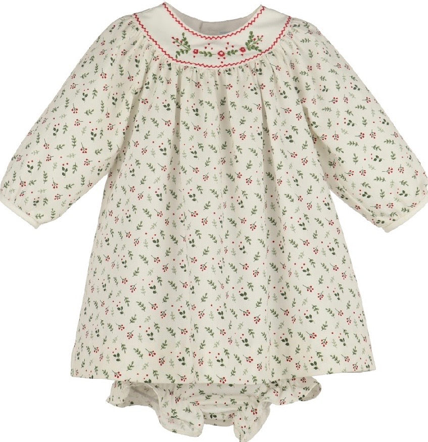 Mistletoe Set Dress
