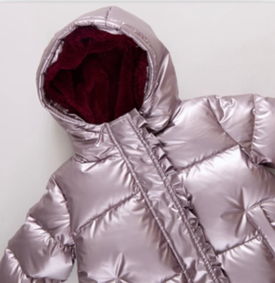 Vintage Rose Metallic Ruffle Pete Puffer