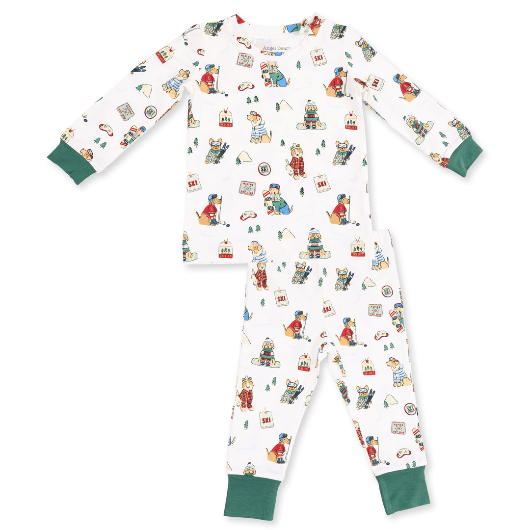 Winter Sports Dogs Green - Long Sleeve Loungewear Set
